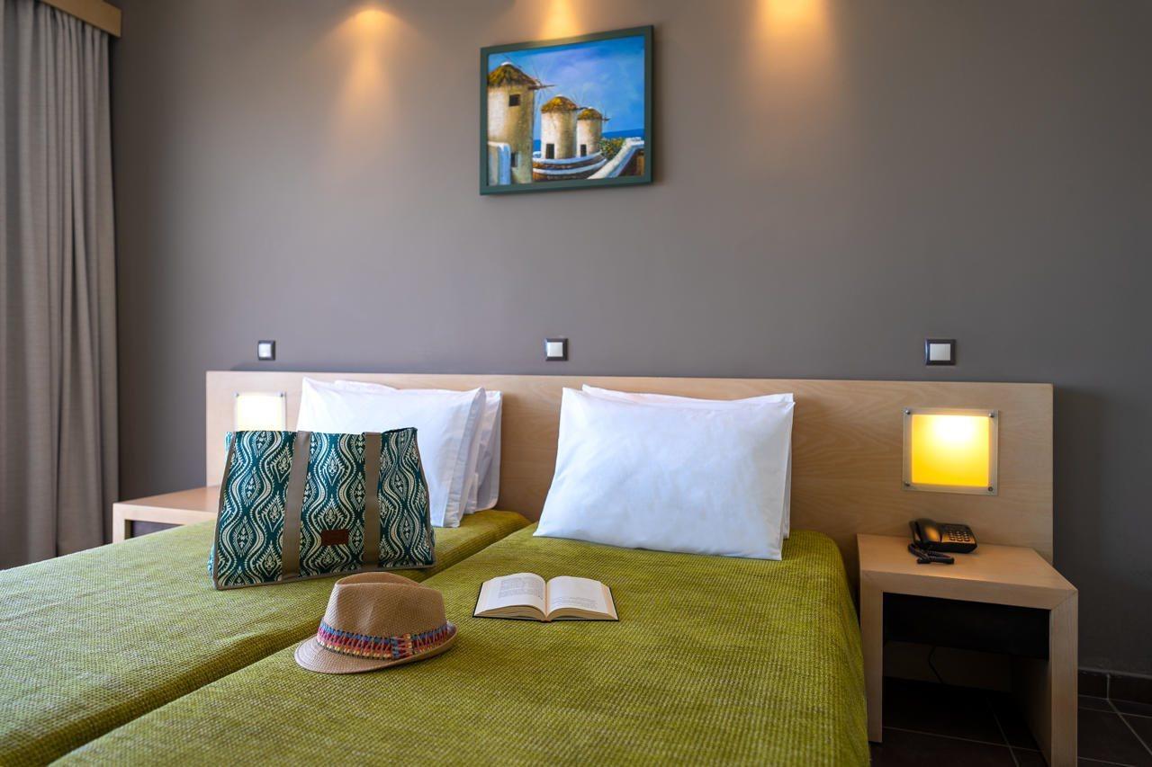 Cathrin Resort 4*